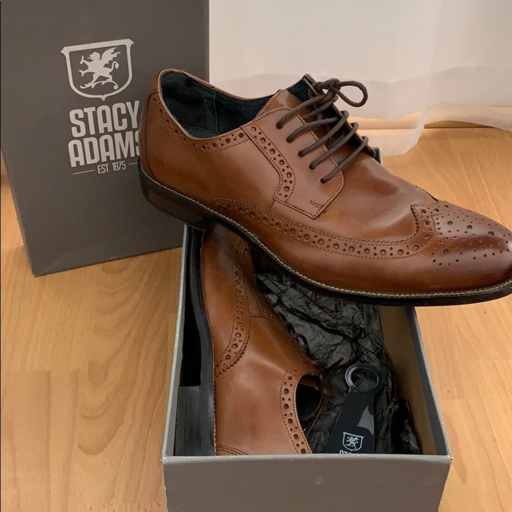 Men’s dress shoes